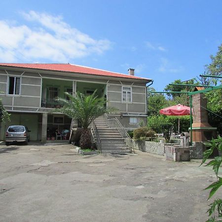 Joni Guest House Μπατούμι Εξωτερικό φωτογραφία