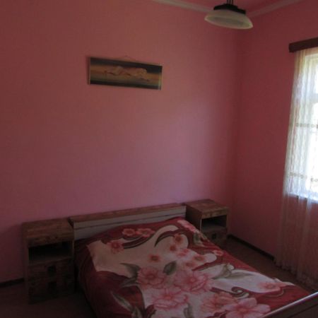 Joni Guest House Μπατούμι Εξωτερικό φωτογραφία