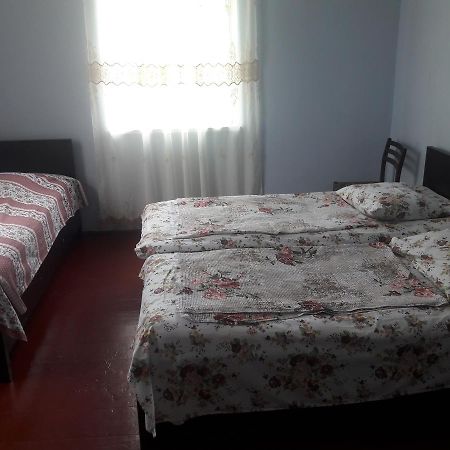 Joni Guest House Μπατούμι Εξωτερικό φωτογραφία