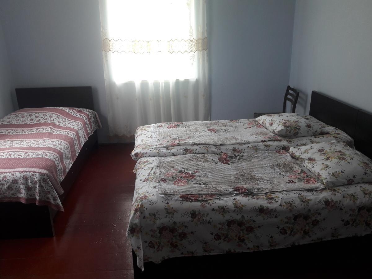 Joni Guest House Μπατούμι Εξωτερικό φωτογραφία